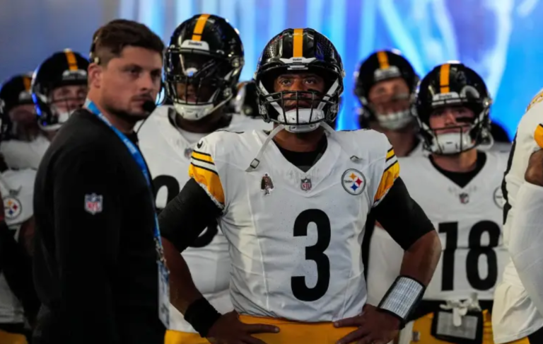 Pittsburgh Steelers could very well end up trading Russell Wilson