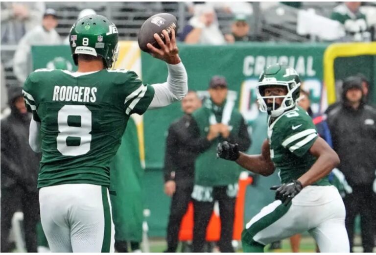 Aaron Rodgers vs. Garrett Wilson Disconnect Adding to Jets Woes