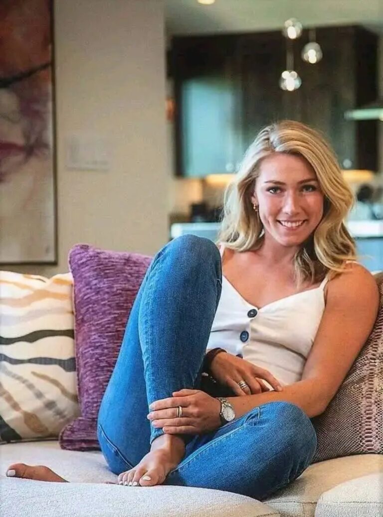 A Joyous Celebration: Wishing a Happy New Year to the Entire Mikaela Fan Community